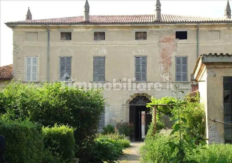 Altro in vendita a Cappella de' Picenardi