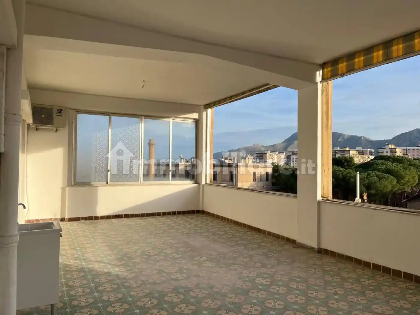 Attico - Mansarda in affitto a Palermo