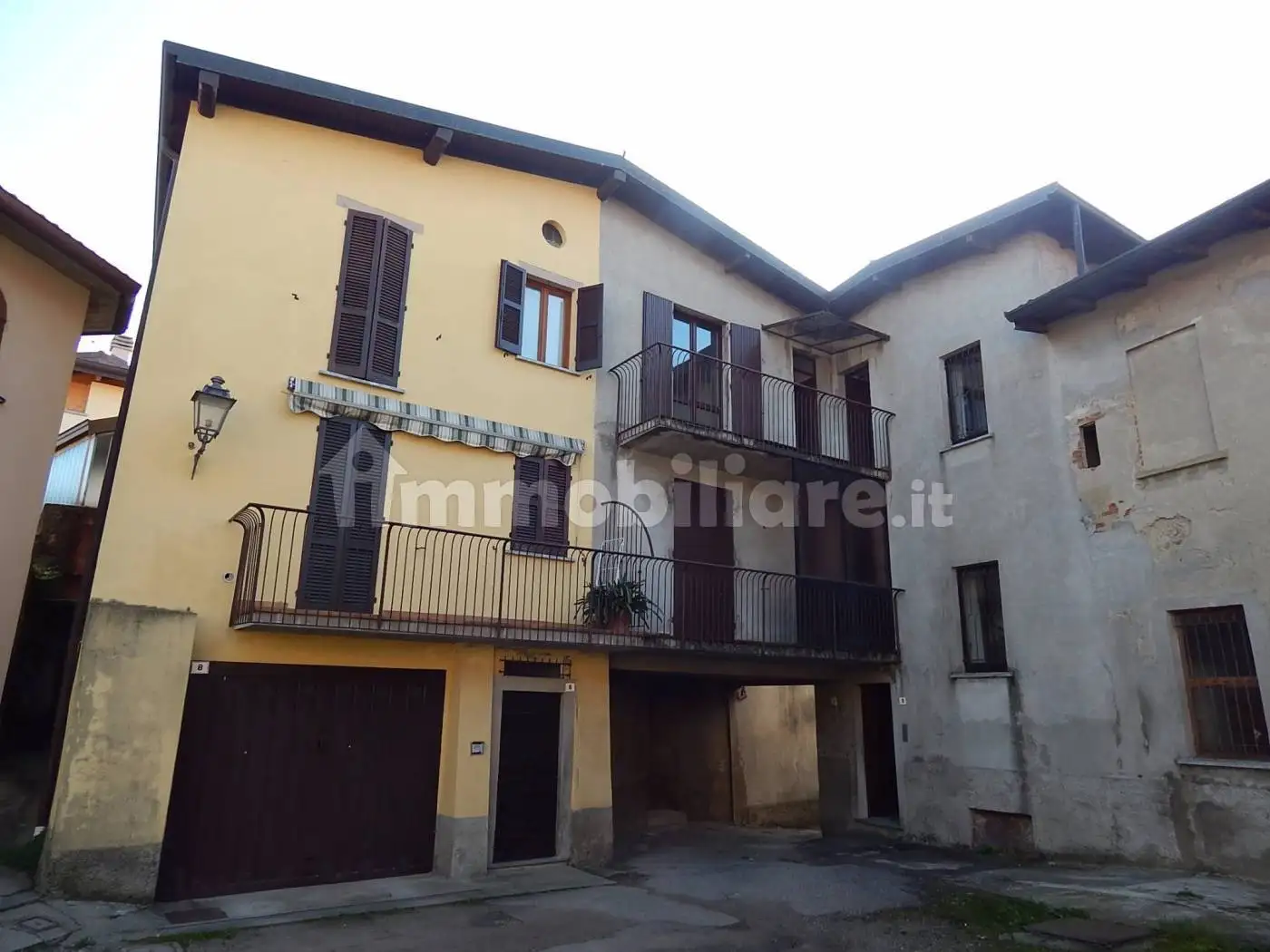 Casa indipendente in vendita a Barzago