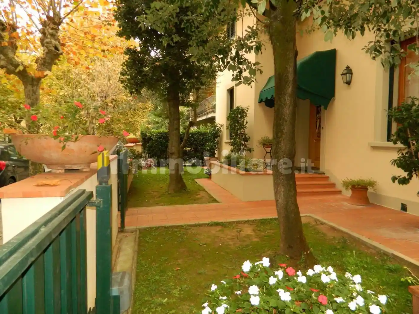 Villa in vendita a Montecatini-Terme