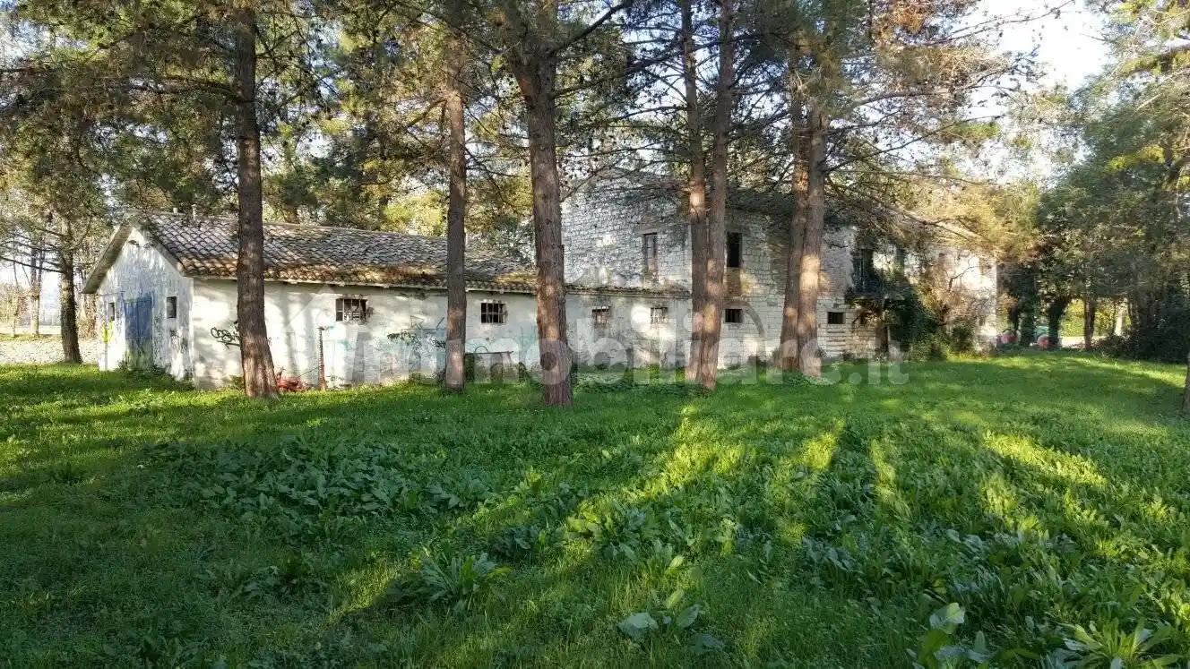 Rustico - Casale in vendita a Sirolo