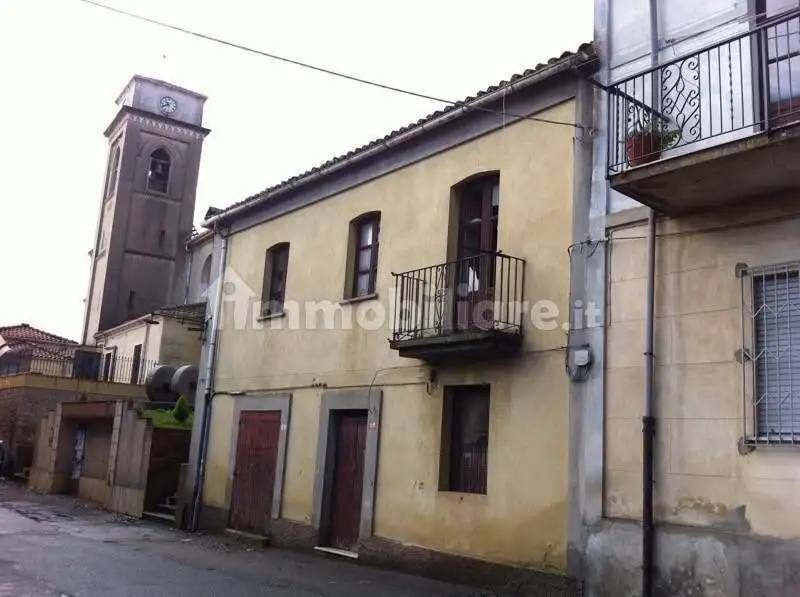 Appartamento in vendita a San Costantino Calabro