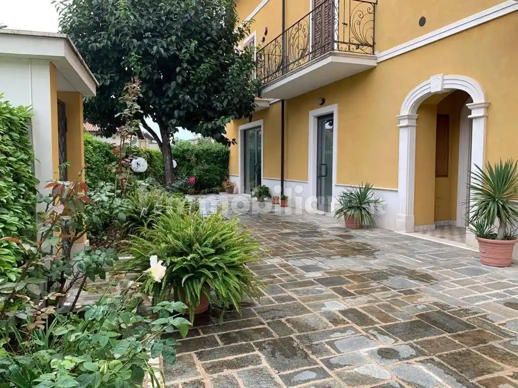 Bilocale via Collementana 58, Centro, Celano - foto 2