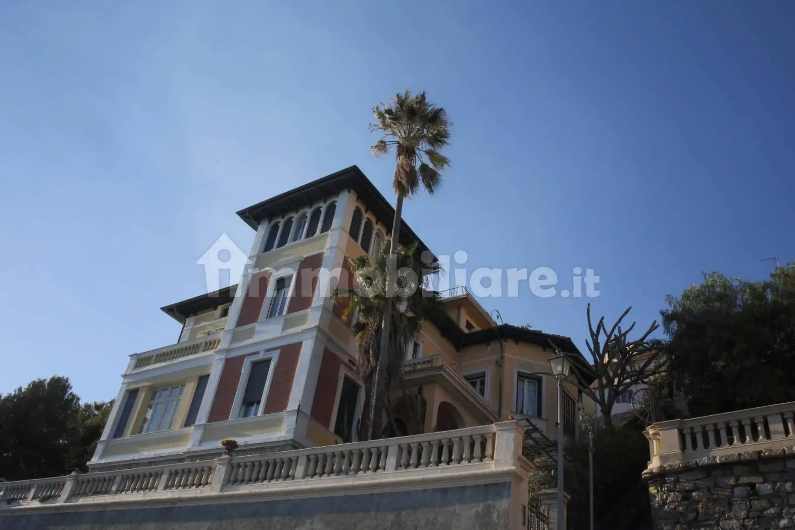 Appartamento in affitto a Imperia