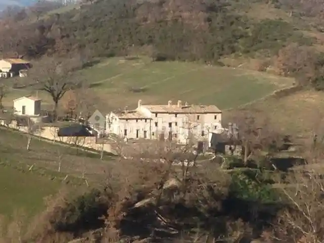 Rustico - Casale in vendita a Genga