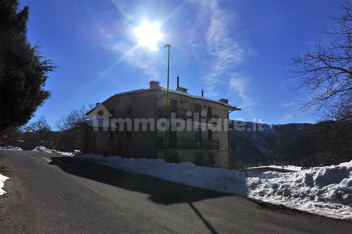 Appartamento in affitto a Roburent