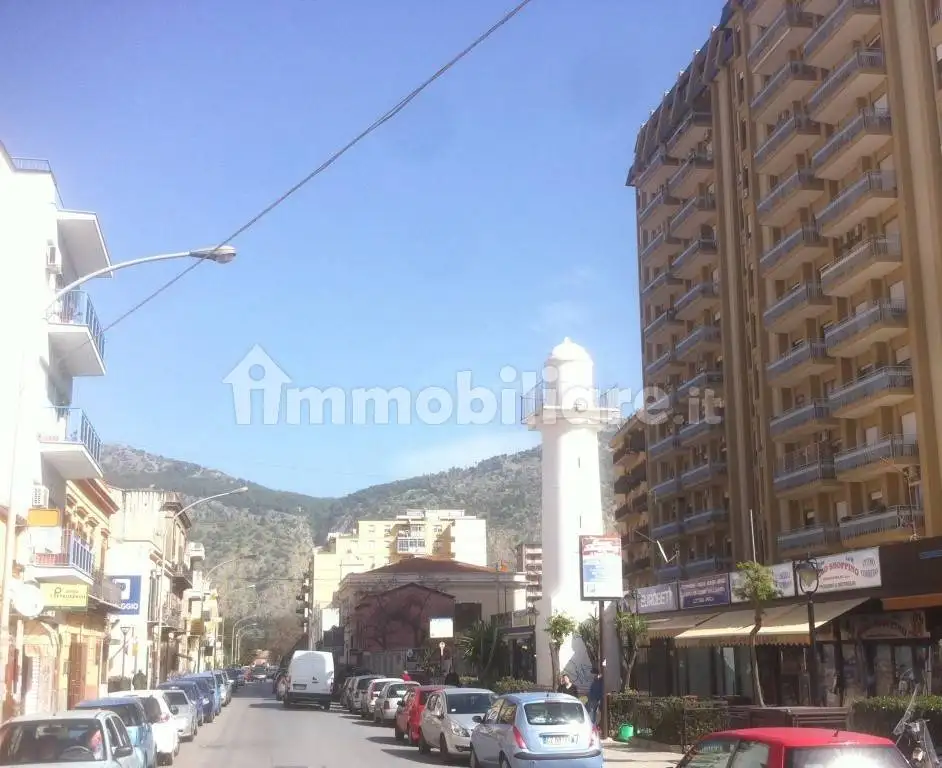Appartamento in affitto a Palermo