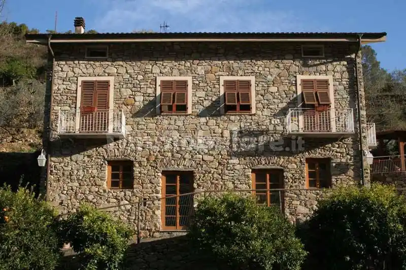 Rustico - Casale in vendita a San Biagio della Cima