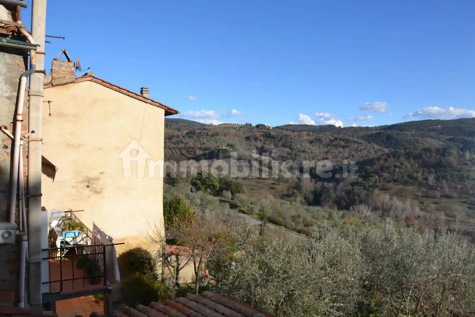 Casa indipendente in vendita a Montalcino