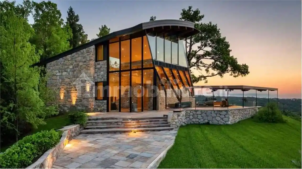 Villa in vendita a Nebbiuno