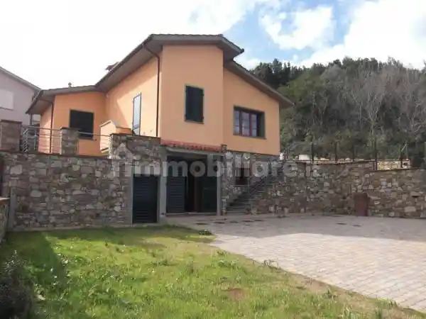 Villa in vendita a Rosignano Marittimo