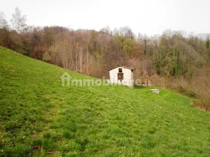 Rustico via G. Battista Locatelli 31A, Vedeseta - foto 2