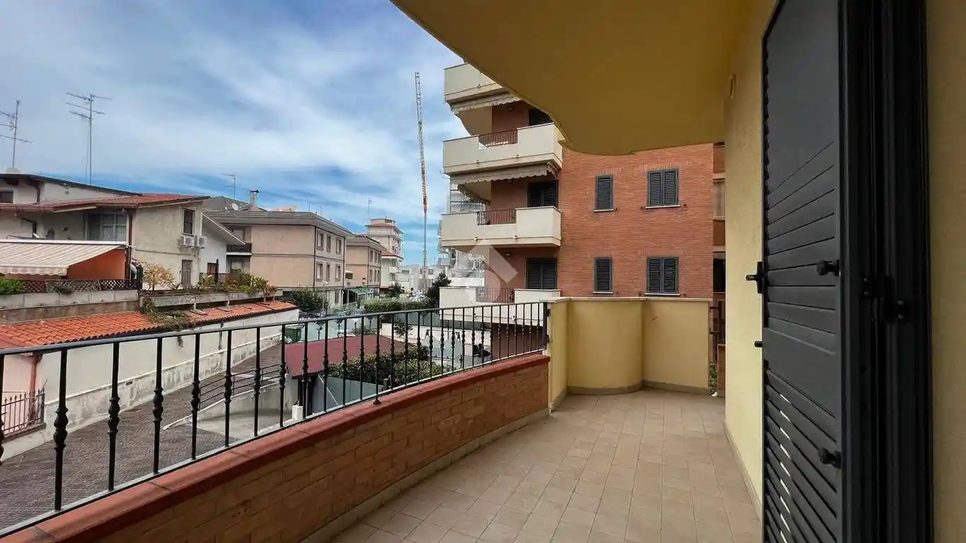 Trilocale via Francesco Turati 20, Lungomare Marconi, Alba Adriatica - foto 4