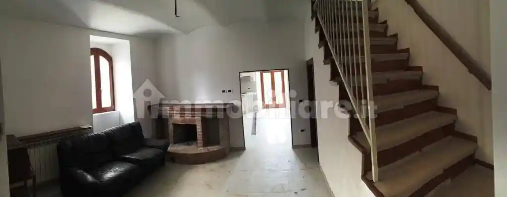 Villa bifamiliare via del Peschiolo, Lucoli - foto 2