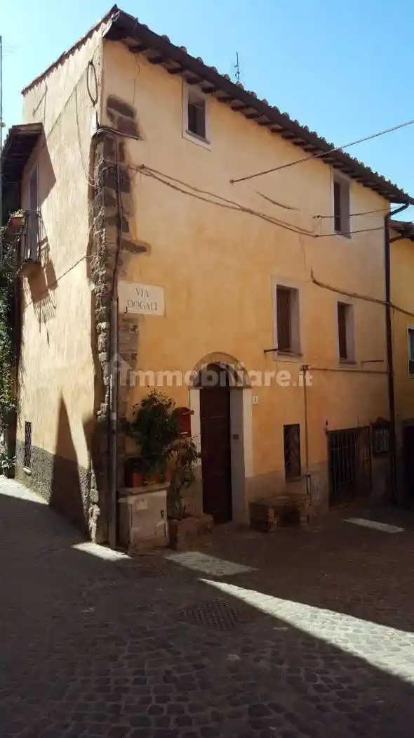 Casa indipendente in vendita a Trevignano Romano