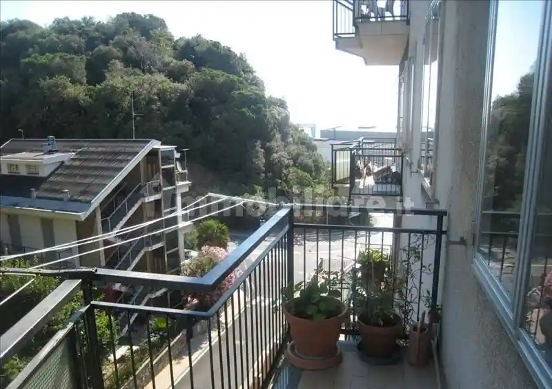 Appartamento in vendita a Savona