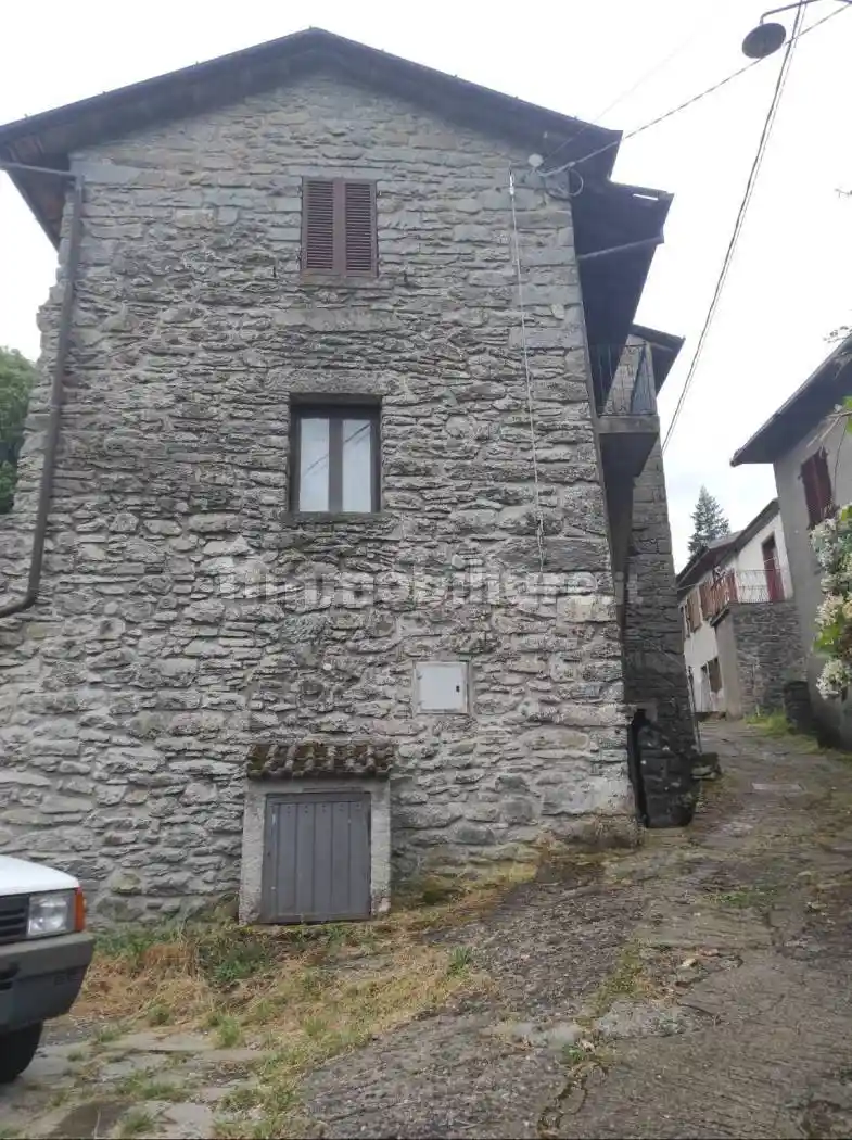 Rustico - Casale in vendita a Zeri