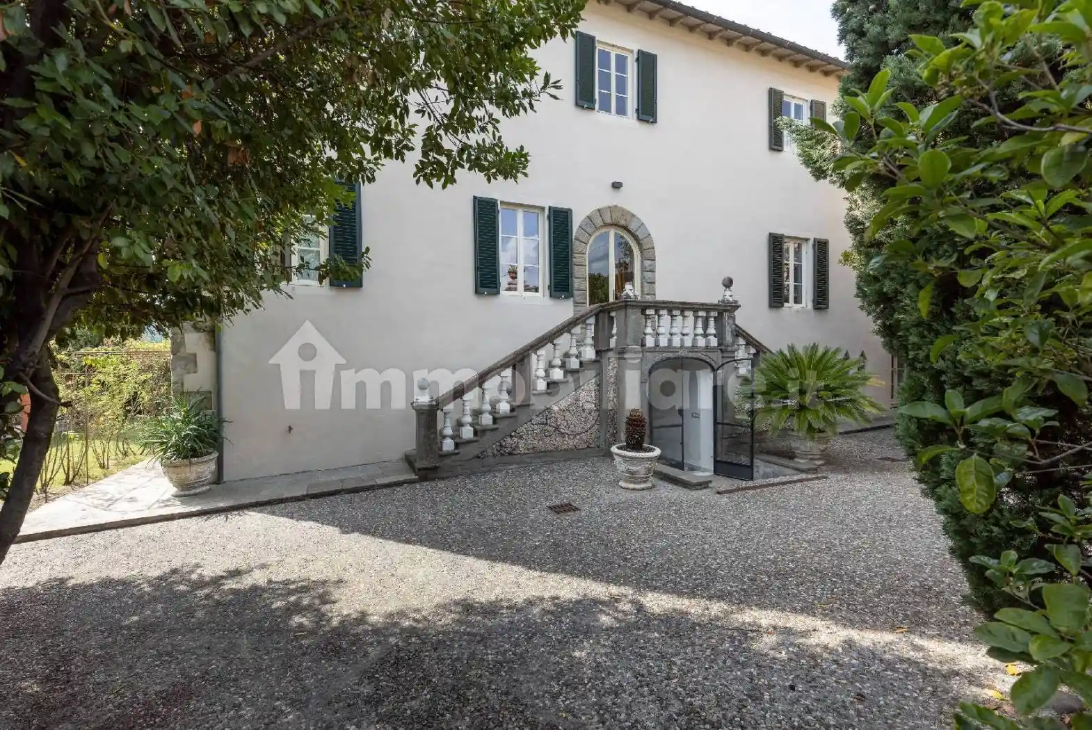 Villa in vendita a Lucca