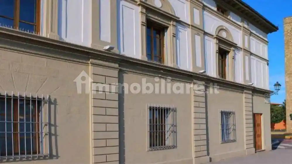 Palazzo - Edificio in vendita a Firenze