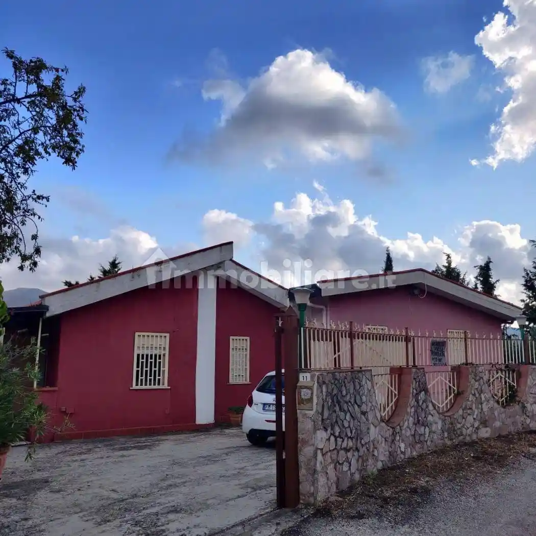 Villa in vendita a Belmonte Mezzagno