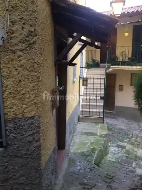 Appartamento in vendita a Rocca di Papa