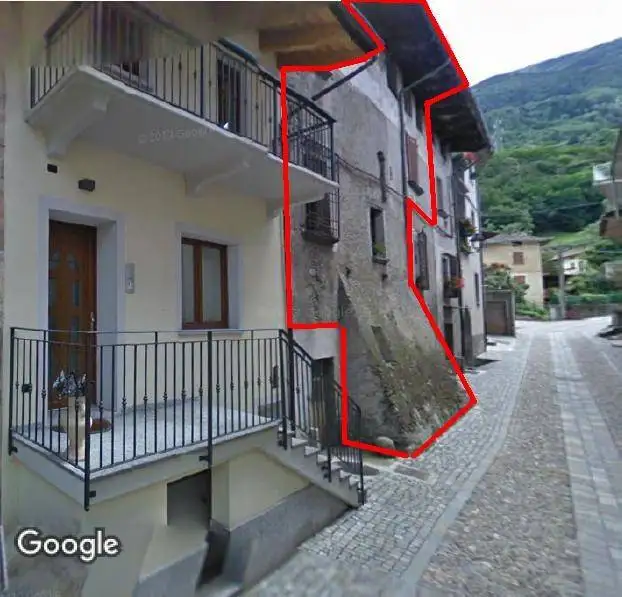 Palazzo - Edificio in vendita a Mazzo di Valtellina