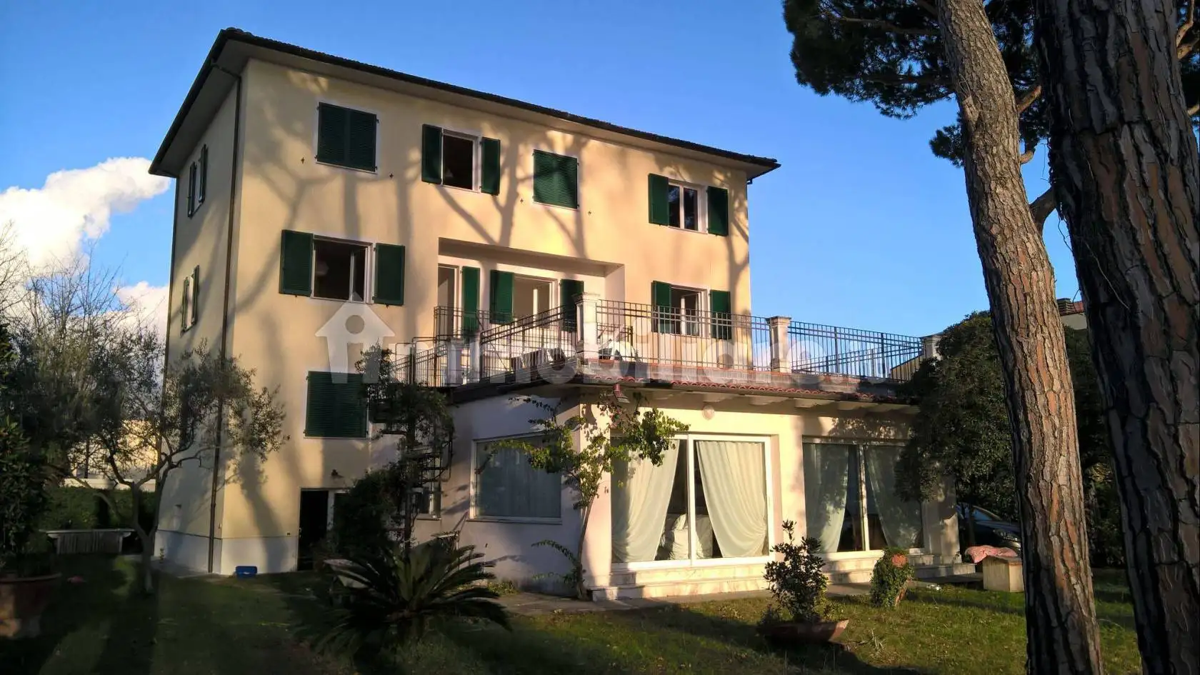 Appartamento in affitto a Massa