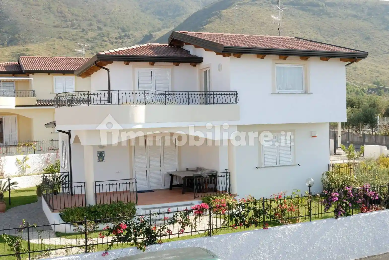 Villa unifamiliare via Don Matteo dei Marchesi Cosentini 2, Praia a Mare - foto 3