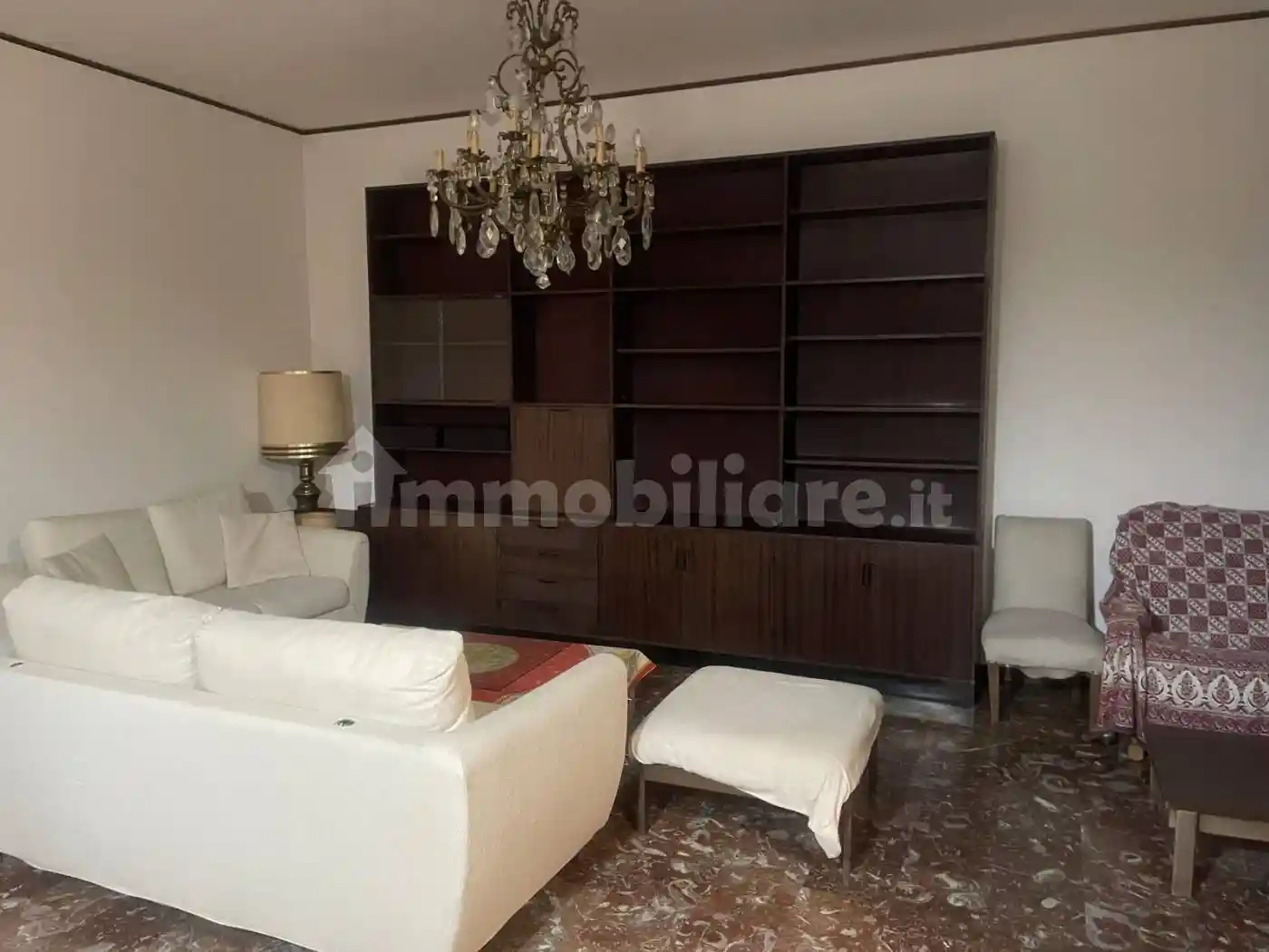 Appartamento in vendita a Piacenza