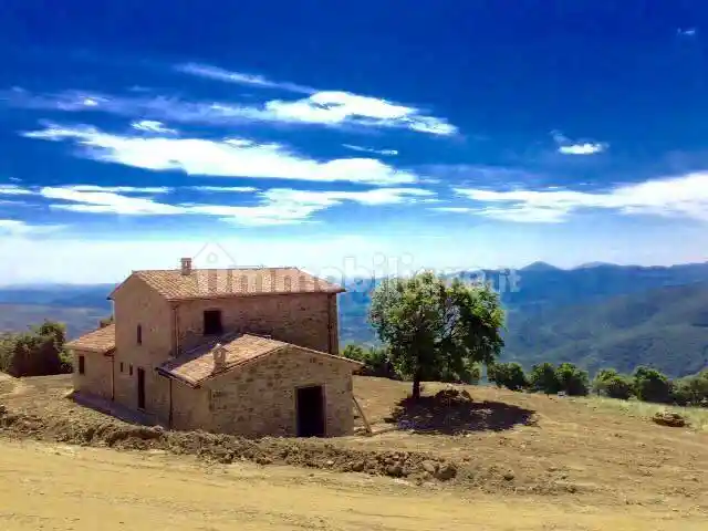 Rustico - Casale in vendita a Città di Castello