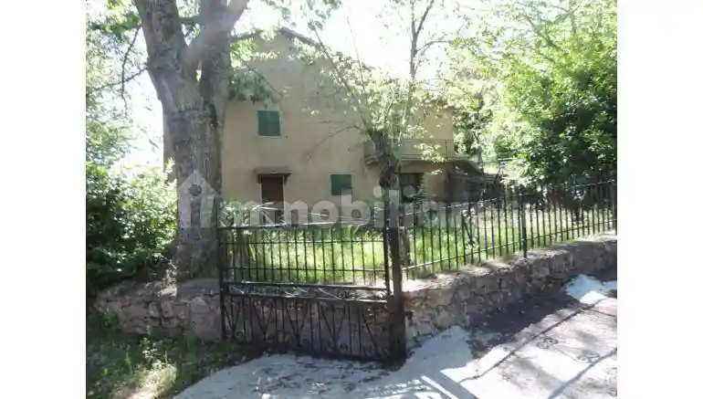 Villa in vendita a Santa Fiora