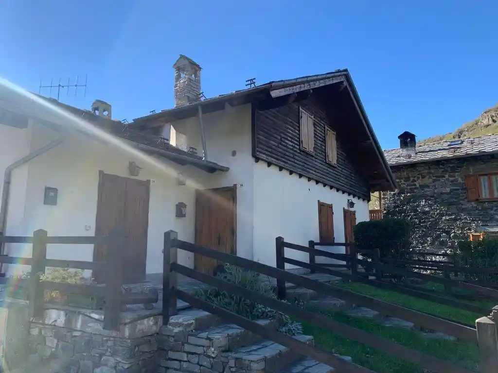 Appartamento in vendita a Challand-Saint-Victor