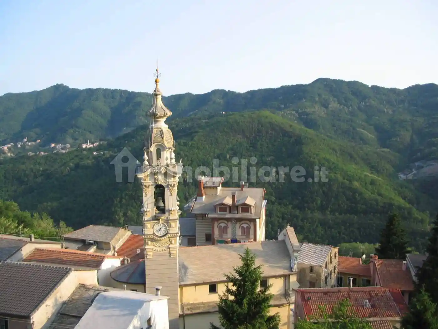 Casa indipendente in vendita a Neirone