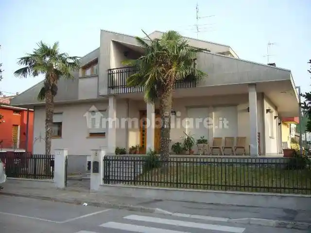 Villa in vendita a Morciano di Romagna