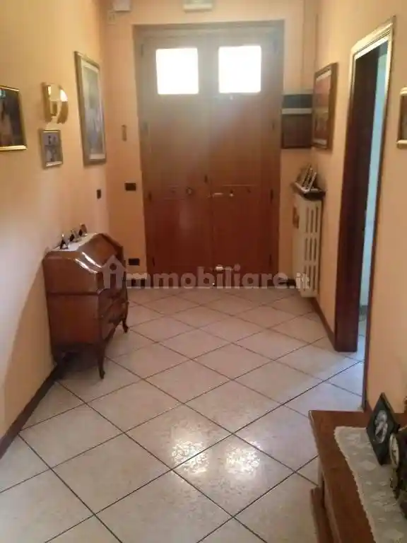 Villa in vendita a Novi di Modena