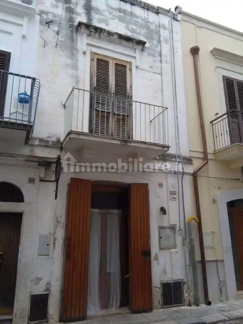 Appartamento in vendita a Mola di Bari