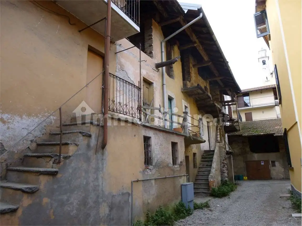 Rustico, da ristrutturare, 244 m², Centro, Comignago - foto 3