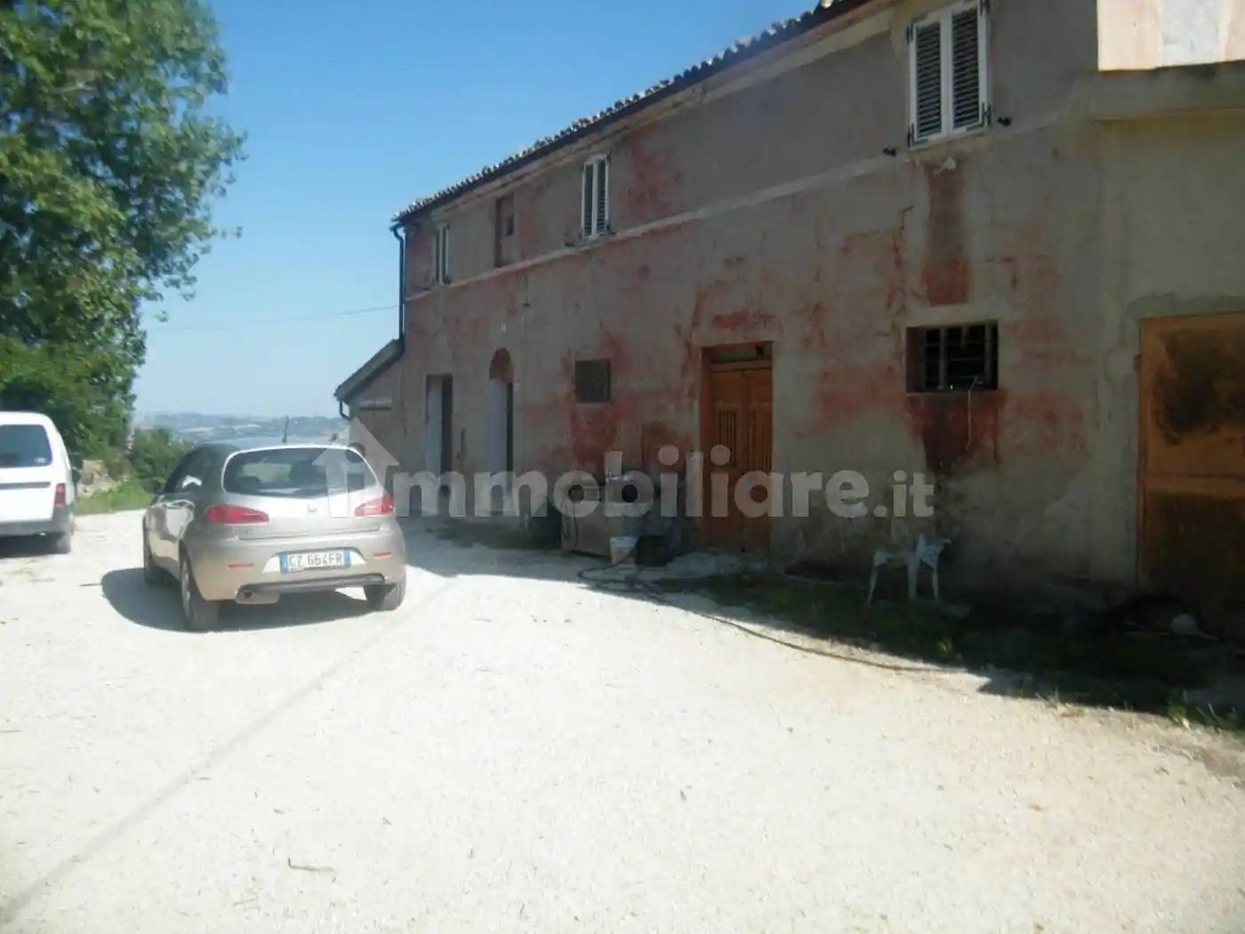 Rustico - Casale in vendita a Jesi