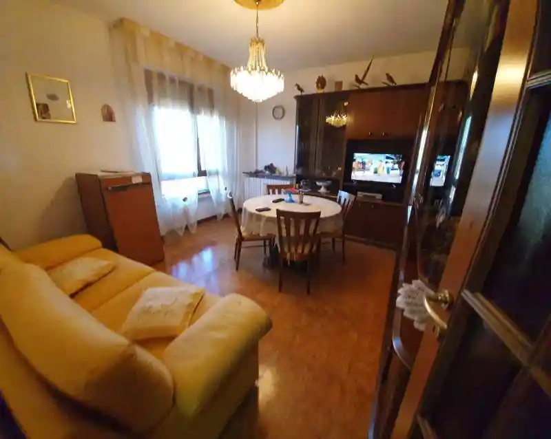 Appartamento in vendita a Jesi