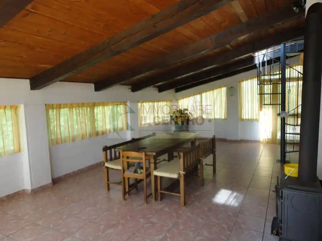 Casa indipendente in vendita a Sarzana