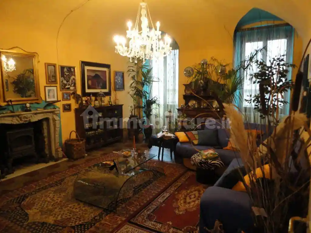 Appartamento in vendita a Sarzana