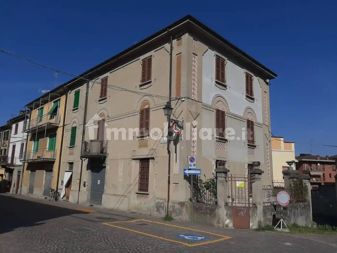 Palazzo - Edificio - foto 2