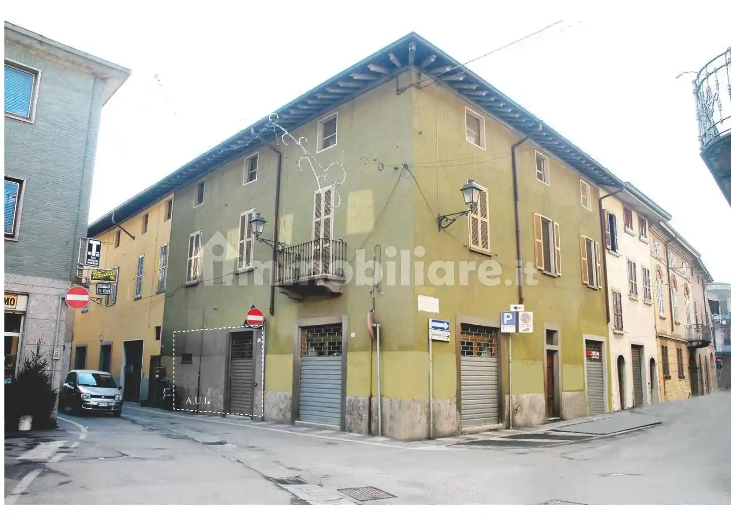 Palazzo - Edificio in vendita a Caravaggio