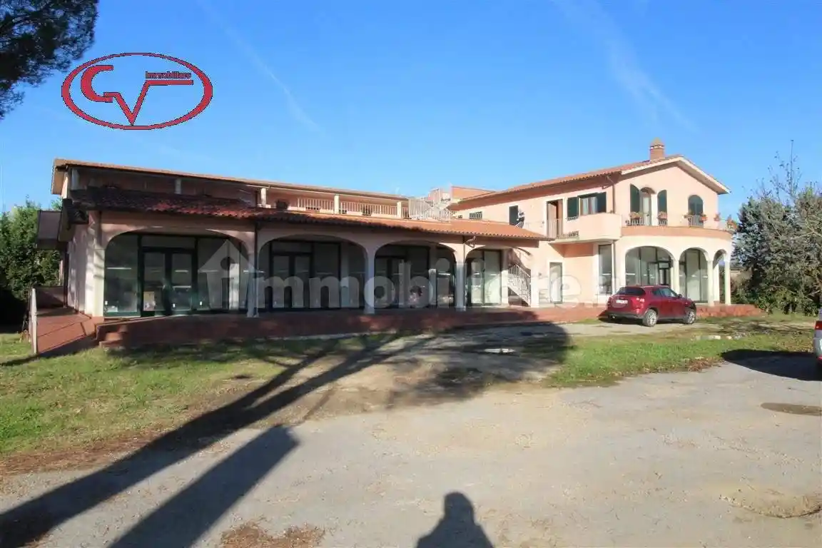 Palazzo - Edificio in vendita a Laterina Pergine Valdarno