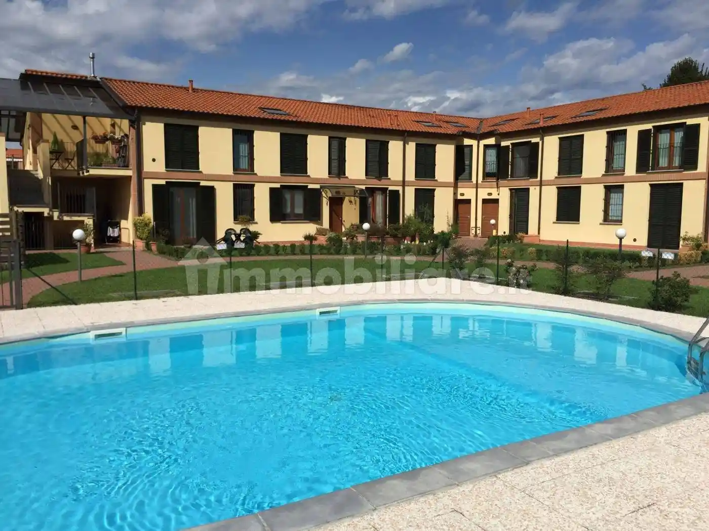 Appartamento in affitto a Varano Borghi