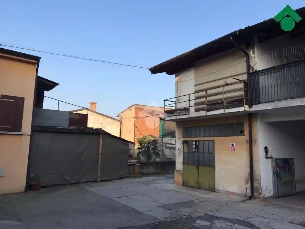 Rustico - Casale in vendita a Leno