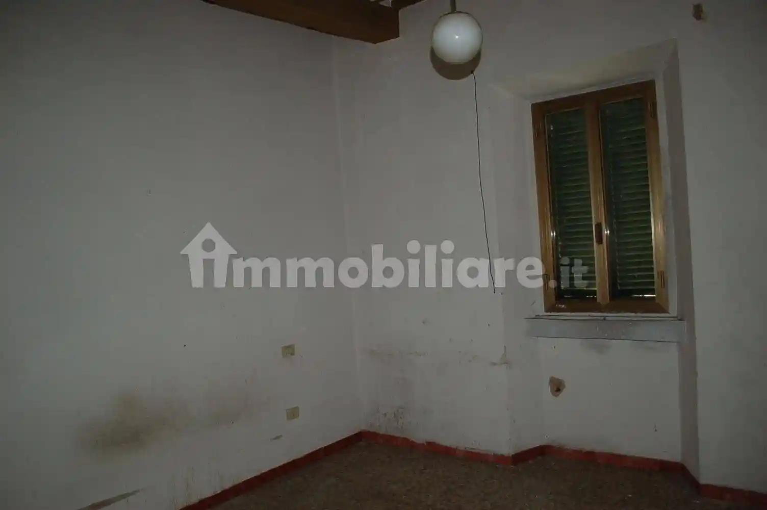 Terratetto unifamiliare 204 m², da ristrutturare, Pineta, Castiglione del Lago - foto 4