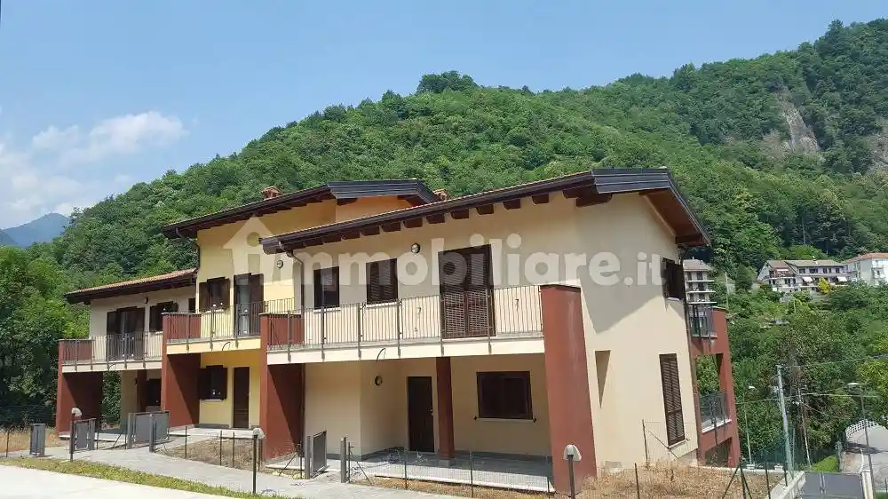 Villa in vendita a Varallo