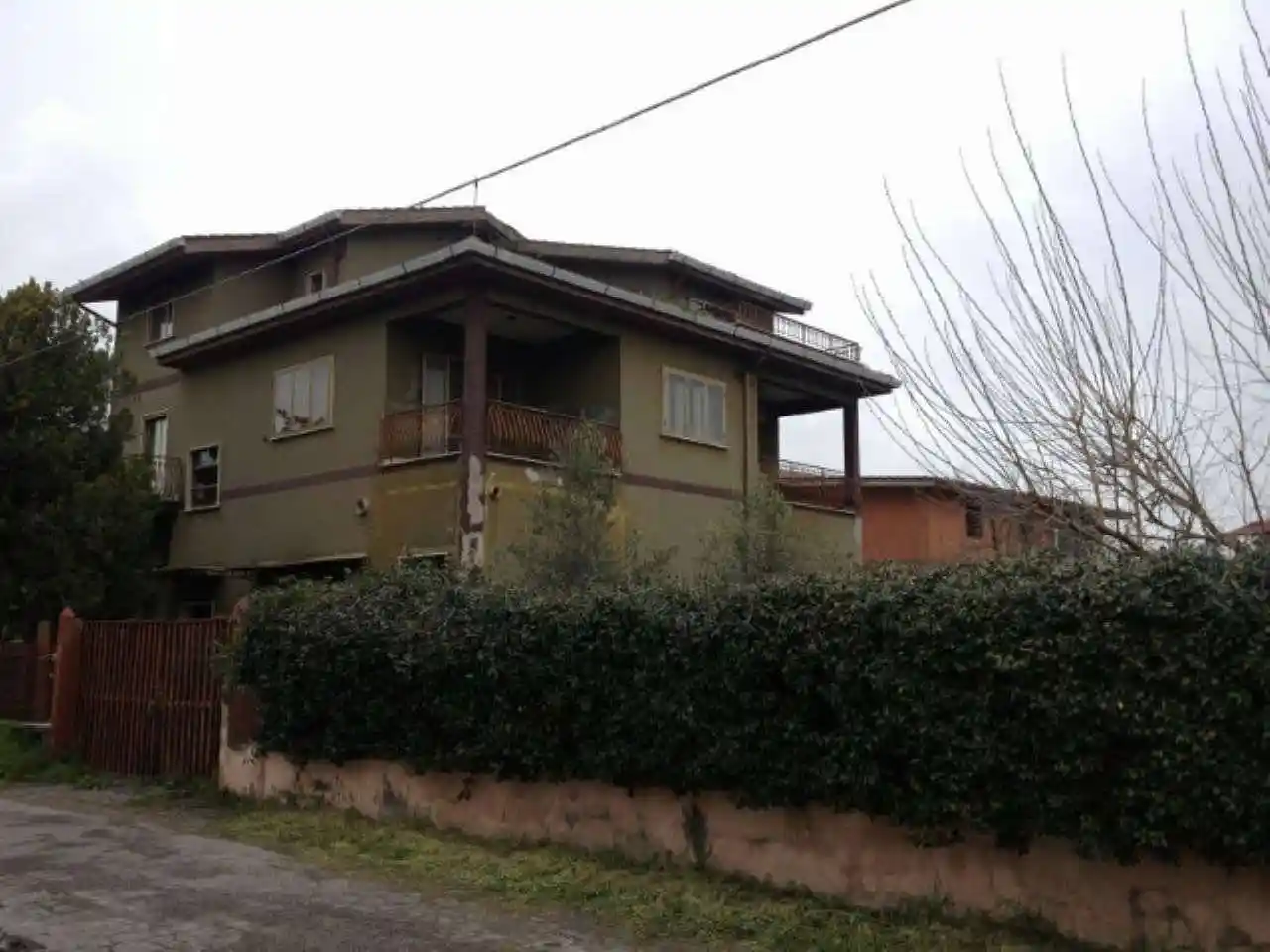 Casa indipendente in vendita a Roma