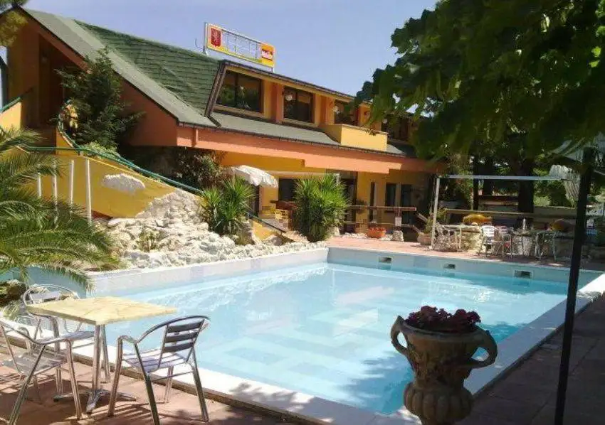 Palazzo - Edificio in Vendita